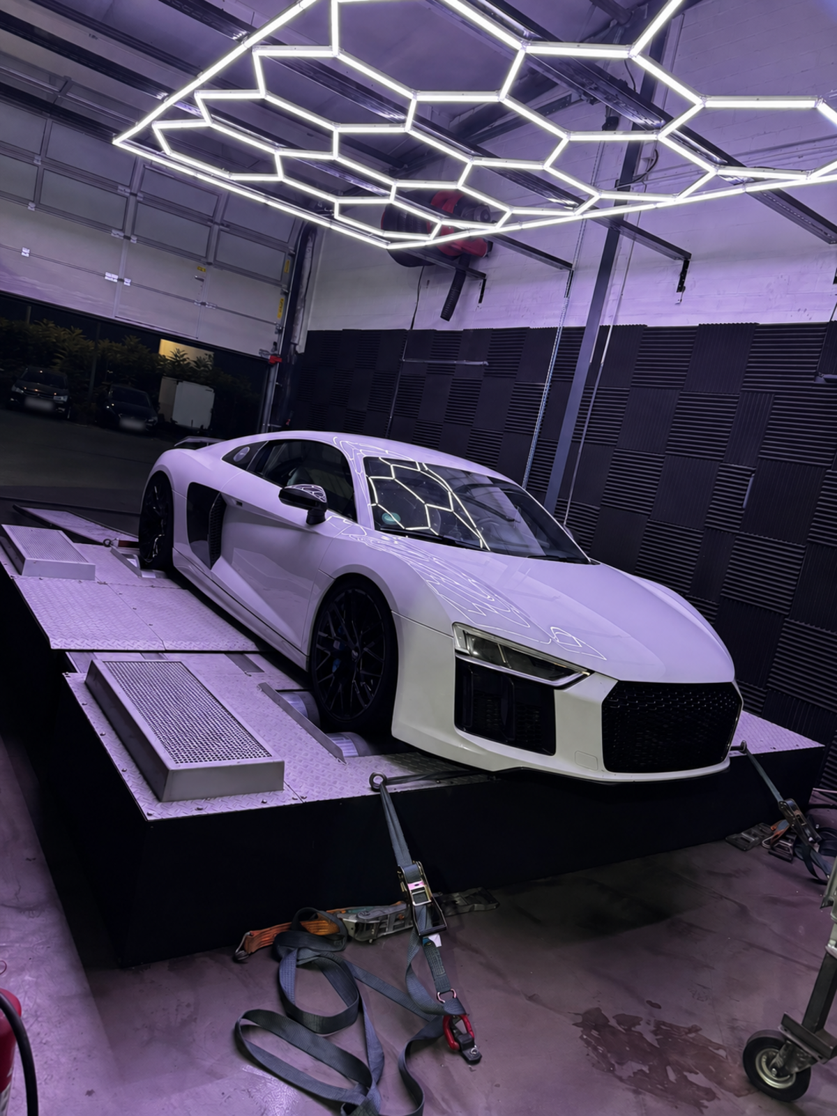 Audi R8 auf dem Prüfstand